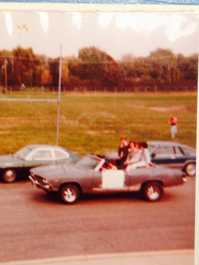 Illustration for article titled Cars I grew up with. Early 70's and 80's edition.